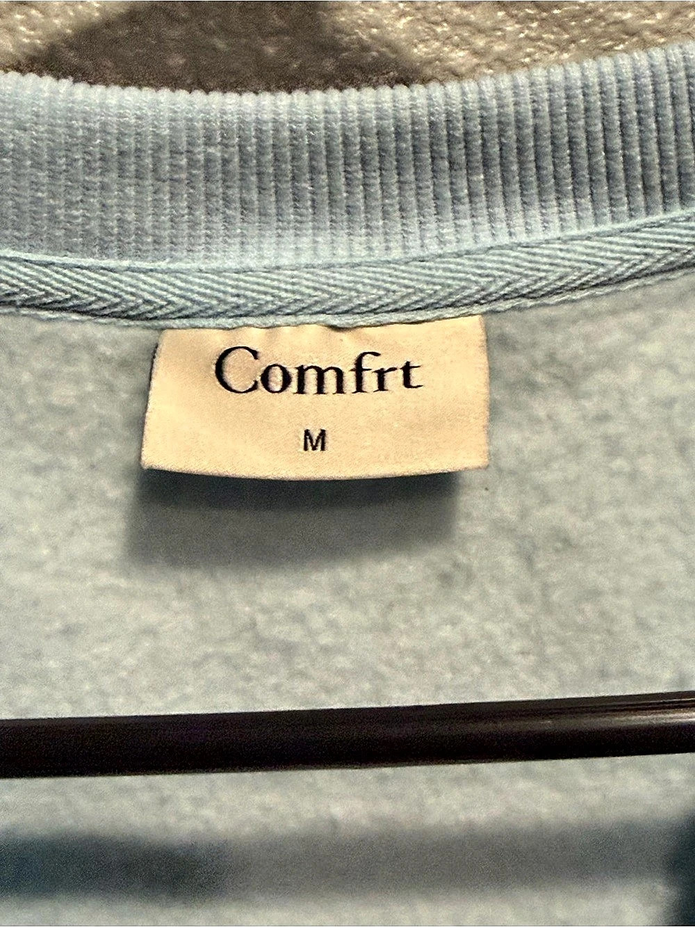 Comfrt Pastel Crew Sweatshirt in Blue Size Medium - Picture 4 of 4